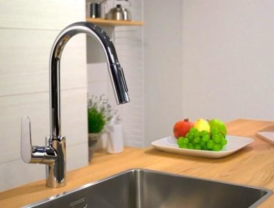 Установка смесителя на кухне в столешницу