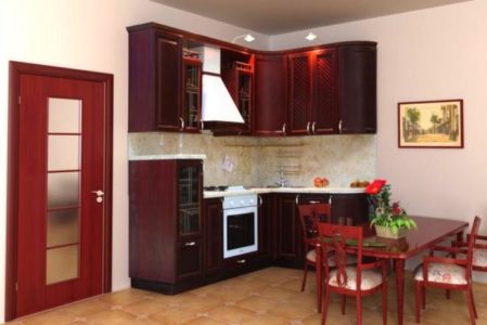 Материал изготовления углового шкафа для кухни