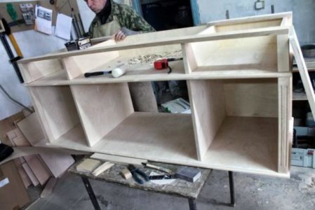 Сборка элементов кухонного гарнитура