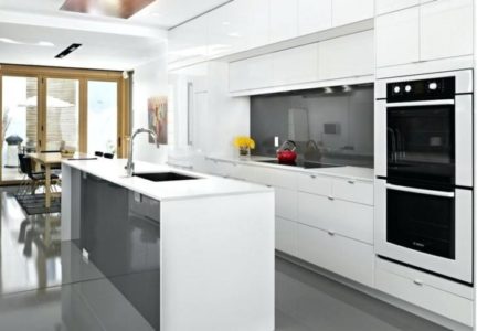 Белые кухни из пластика