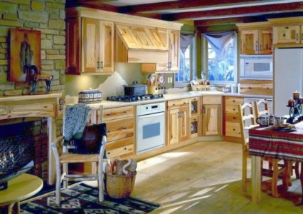 Кухня своими руками из дерева