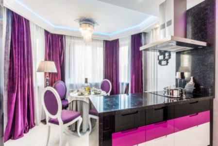 Шторы для фиолетовой кухни