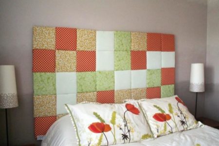Мягкое изголовье кровати из лоскутов