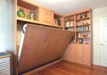 Складная кровать