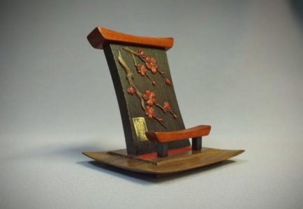 Из чего можно сделать подставку под мобильный